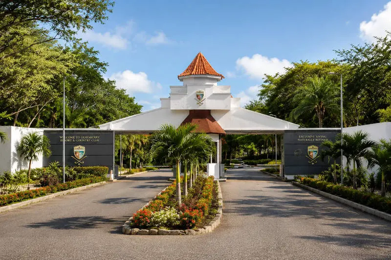 Guavaberry entrance security